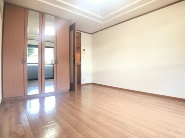 サンクリスタルの物件内観写真